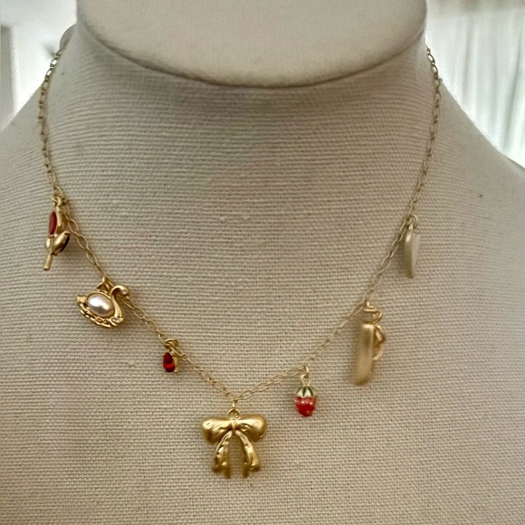 Free People 14k Gold Plated Rose Charm Necklace NWT - Picture 3 of 8